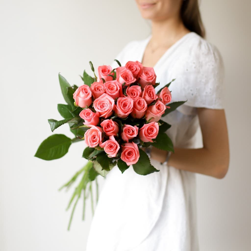 Ярко-розовые розы в ленту (Россия, 21 шт) №1736 - Фото 32